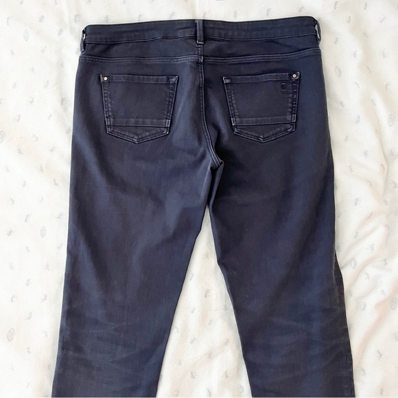 Massimo Dutti Dark Wash Mid-Rise Slim Fit Jeans – Timeless Essential, Size 10 - Picture 4 of 13